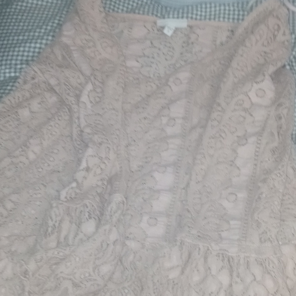 Cream/tan see threw